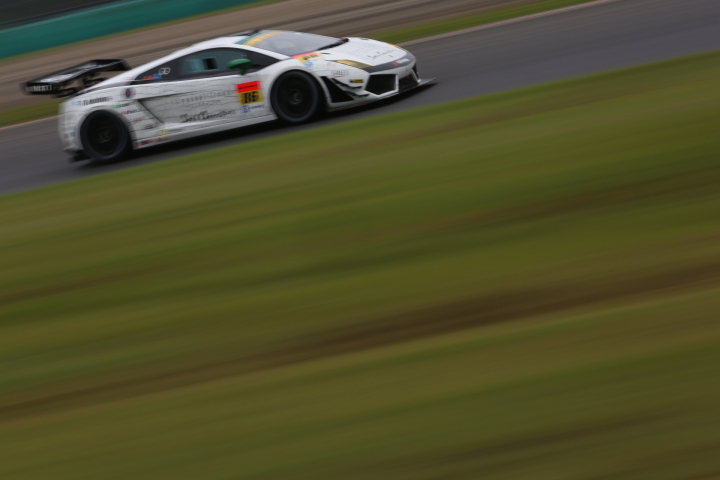 ノックアウト予選: クリスタルクロコ ランボルギーニ GT3（山西康司／細川慎弥組）