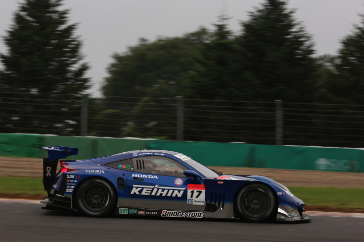 ノックアウト予選: KEIHIN HSV-010（塚越広大／金石年弘組）