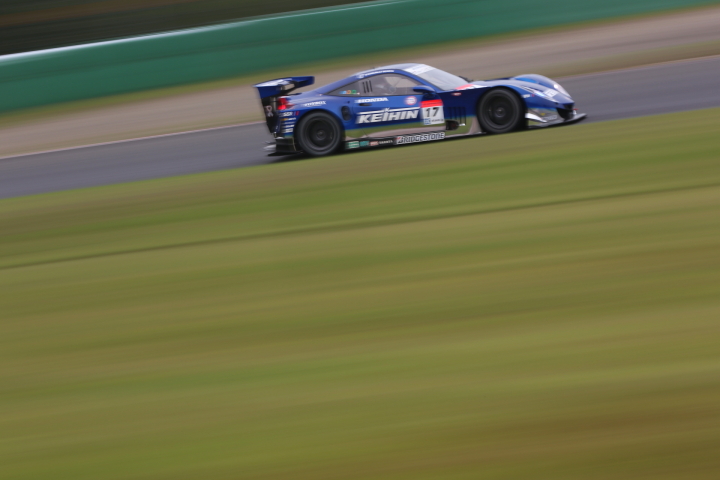 ノックアウト予選: KEIHIN HSV-010（塚越広大／金石年弘組）