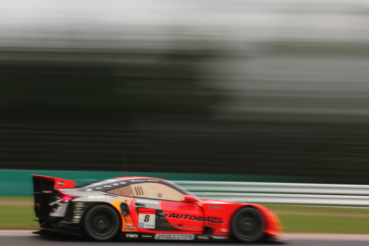 ノックアウト予選: ARTA HSV-010 （ラルフ・ファーマン／松浦孝亮組）