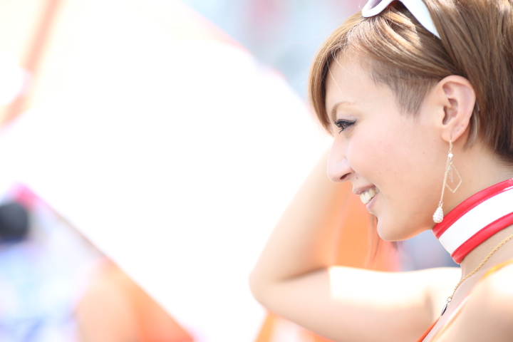 決勝日ピットウォーク: レースクイーン