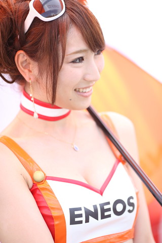 決勝日ピットウォーク: レースクイーン