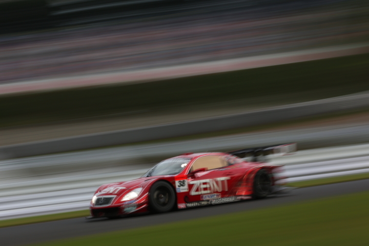 決勝: ZENT CERUMO SC430（立川祐路／平手晃平組）