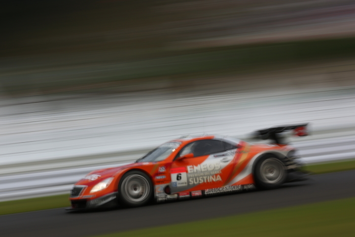 決勝: ENEOS SUSTINA SC430（大嶋和也／国本雄資組）