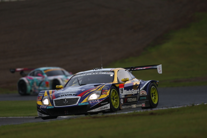 決勝: WedsSport ADVAN SC430（荒聖治／アンドレ・クート組）