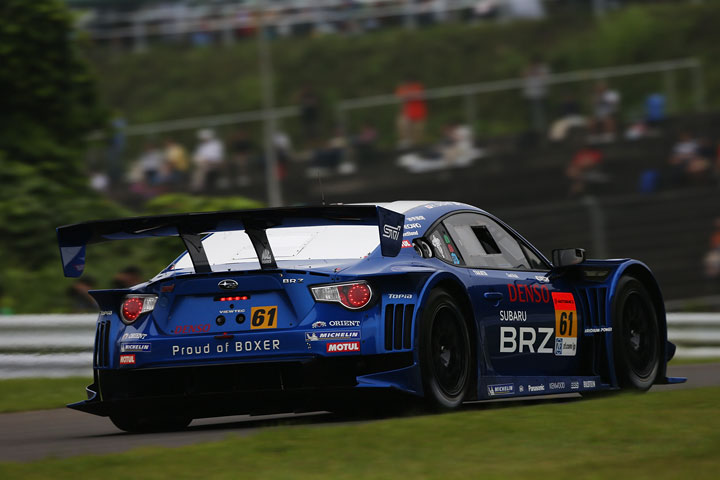 GT300クラスポールポジションはSUBARU BRZ R&D SPORT（山野哲也／佐々木孝太組）