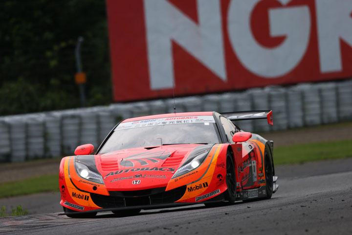 GT500クラス優勝はARTA HSV-010 （ラルフ・ファーマン／松浦孝亮組）