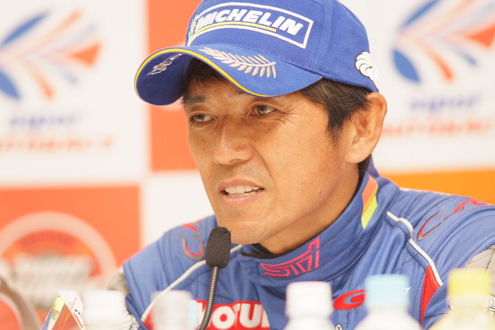 公式予選記者会見: GT300クラスポールシッターの山野哲也（SUBARU BRZ R&D SPORT）