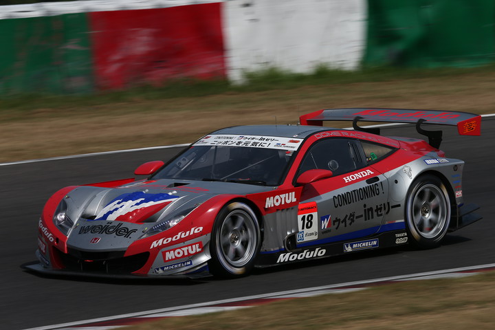 決勝レース: ウイダー モデューロ HSV-010（山本尚貴／フレデリック・マコヴィッキィ組）