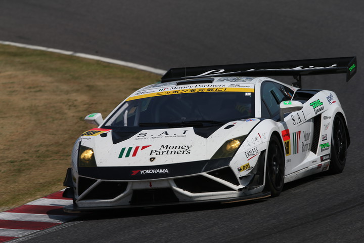 決勝レース: マネパ ランボルギーニ GT3（織戸学／青木孝行組）