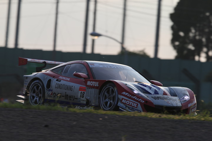 GT500クラス優勝はウイダー モデューロ HSV-010（山本尚貴／フレデリック・マコヴィッキィ組）