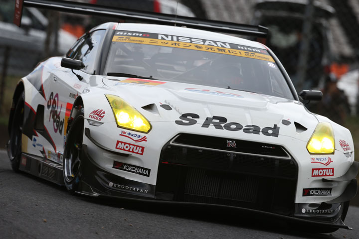 GT300クラスポールポジションはS Road NDDP GT-R（星野一樹／佐々木大樹組）