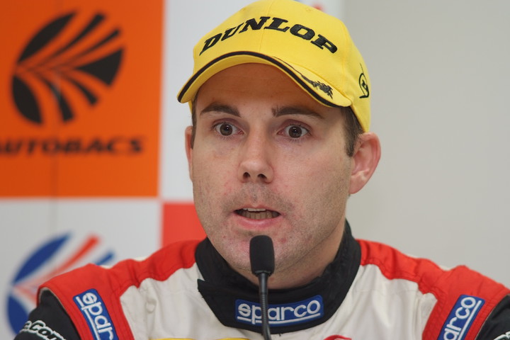 決勝記者会見: GT300クラス優勝のビヨン・ビルドハイム（GAINER DIXCEL SLS）
