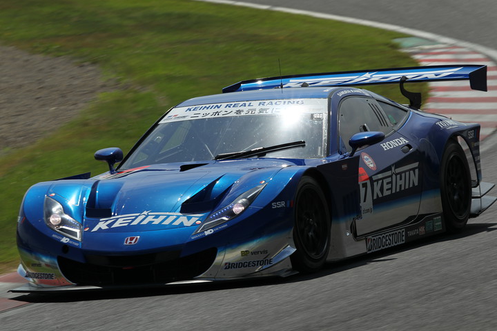 公式テスト鈴鹿セッション3: GT500クラス6位はKEIHIN HSV-010（塚越広大／金石年弘組）