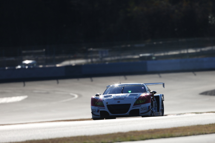 スーパーGT300クラス第1レース公式予選: 武藤英紀（MUGEN CR-Z GT）