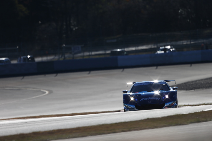 スーパーGT500クラス第1レース公式予選: 塚越広大（KEIHIN HSV-010）