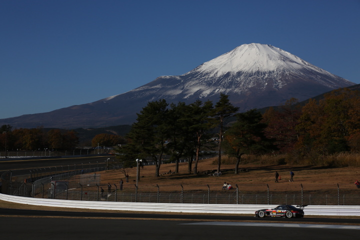 スーパーGT300クラス第2レース公式予選: 平中克幸（GAINER DIXCEL SLS）