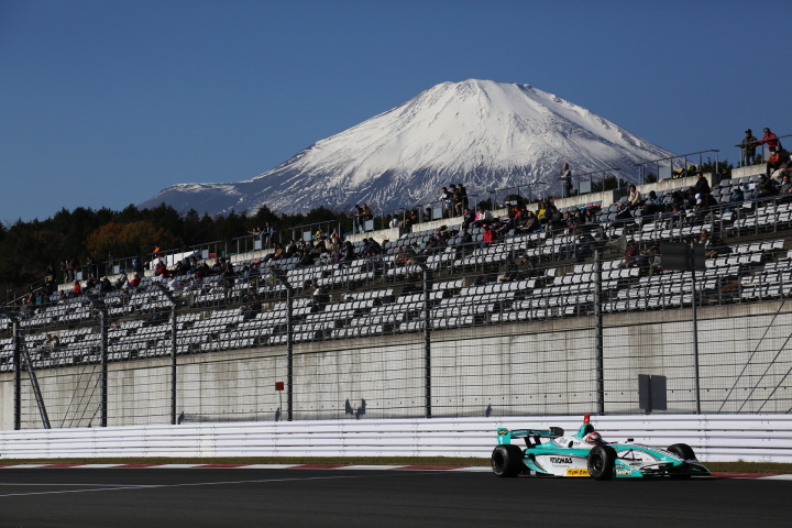 スーパーフォーミュラフリー走行: 中嶋一貴（PETRONAS TEAM TOM’S）