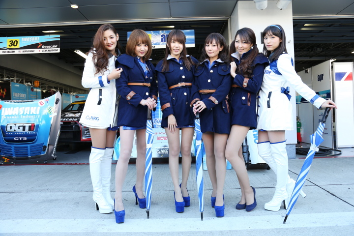 ピットウォーク: レースクイーン