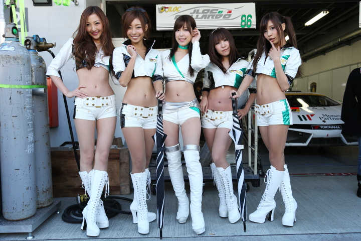 ピットウォーク: レースクイーン