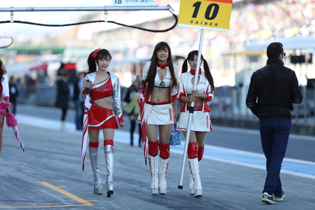 パレード: レースクイーン