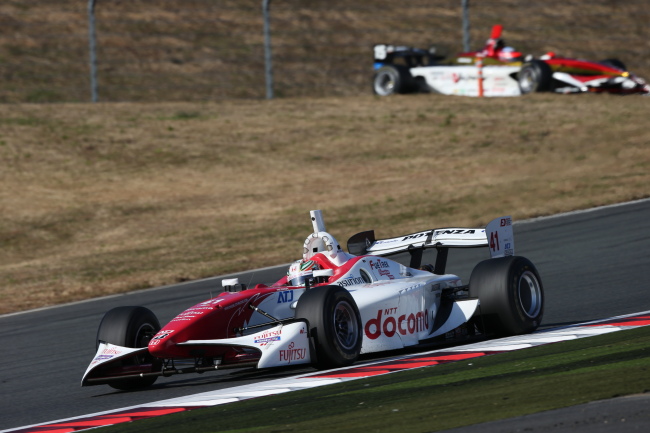 スーパーフォーミュラ決勝: 武藤英紀（DOCOMO TEAM DANDELION RACING）