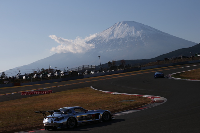 スーパーGT300クラス第2レース決勝: 和田久（グリーンテック SLS AMG GT3）