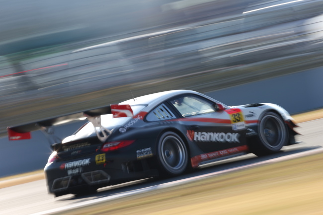 スーパーGT300クラス第2レース決勝: 藤井誠暢（HANKOOK PORSCHE）