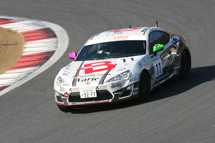 レジェンドカップ: 決勝3位は黒澤琢弥／吉本明組（BRIDE ADVAN 86）