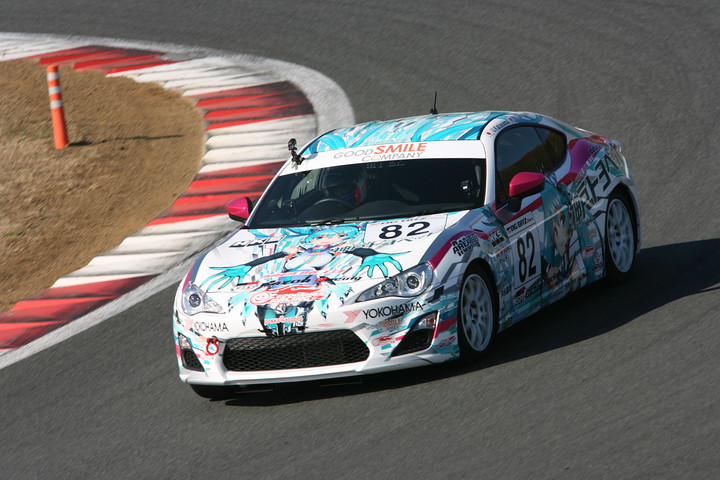 レジェンドカップ: 優勝は片山右京／谷口信輝組（GSR初音ﾐｸｺｳﾍﾞﾄﾖﾍﾟｯﾄ86）