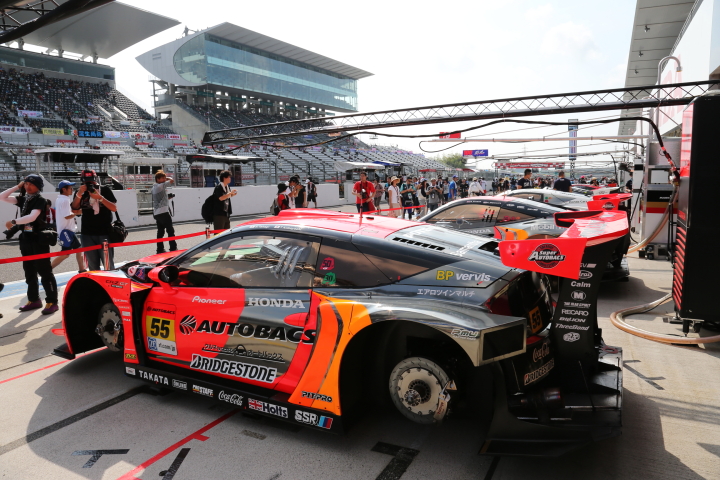 公開車検: ARTA CR-Z GT（高木真一／小林崇志／野尻智紀組）