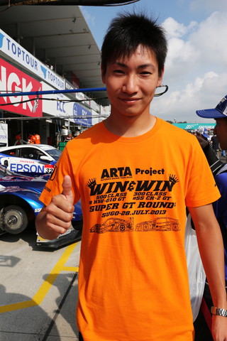 公開車検: 小林崇志（ARTA CR-Z GT）