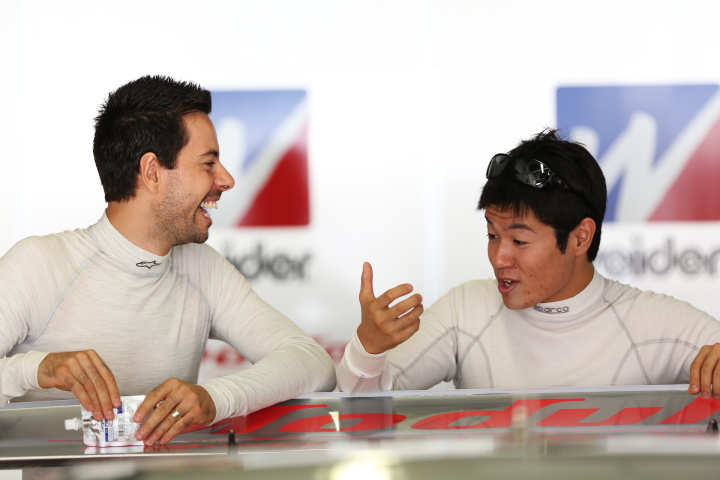 公式練習: フレデリック・マコヴィッキィ・山本尚貴（ウイダー モデューロ HSV-010）