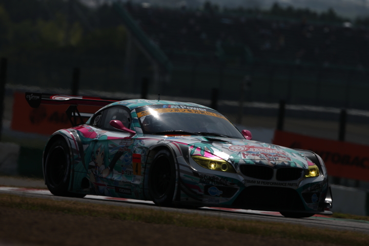 公式練習: GSR 初音ミク　BMW（谷口信輝／片岡龍也／ヨルグ・ミューラー組）