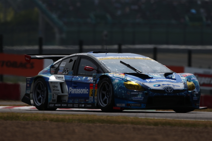 公式練習: Panasonic apr PRIUS GT（新田守男／嵯峨宏紀／中山雄一組）
