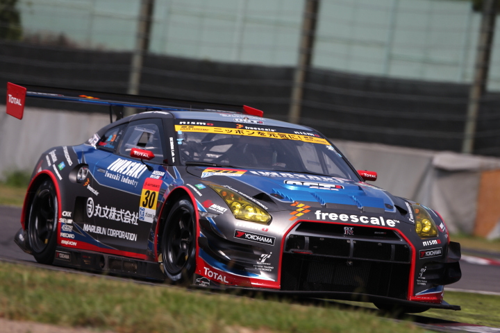 公式練習: IWASAKI OGT Racing GT-R（岩崎祐貴／イゴール・スシュコ／小林賢二組）