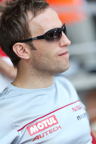 ピットウォーク: ロニー・クインタレッリ（MOTUL AUTECH GT-R）