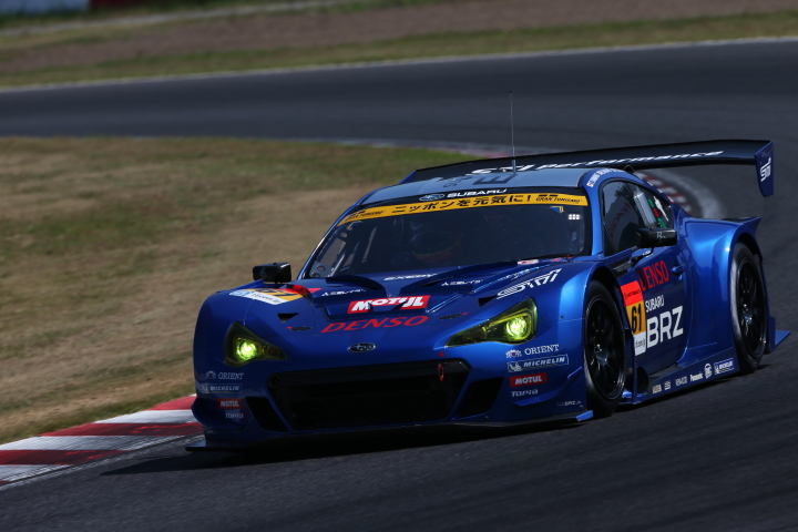 ノックアウト予選Q1: SUBARU BRZ R&D SPORT（山野哲也／佐々木孝太／井口卓人組）