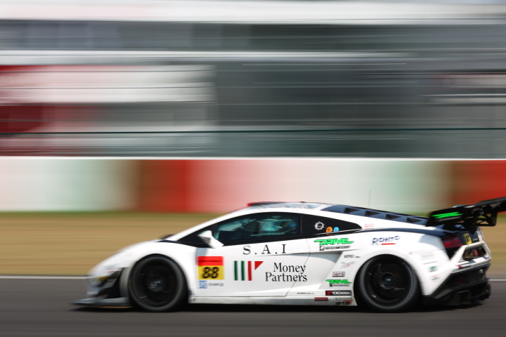 ノックアウト予選Q1: マネパ ランボルギーニ GT3（織戸学／青木孝行組）