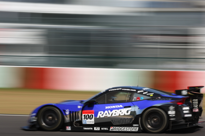 ノックアウト予選Q1: RAYBRIG HSV-010（伊沢拓也／小暮卓史組）
