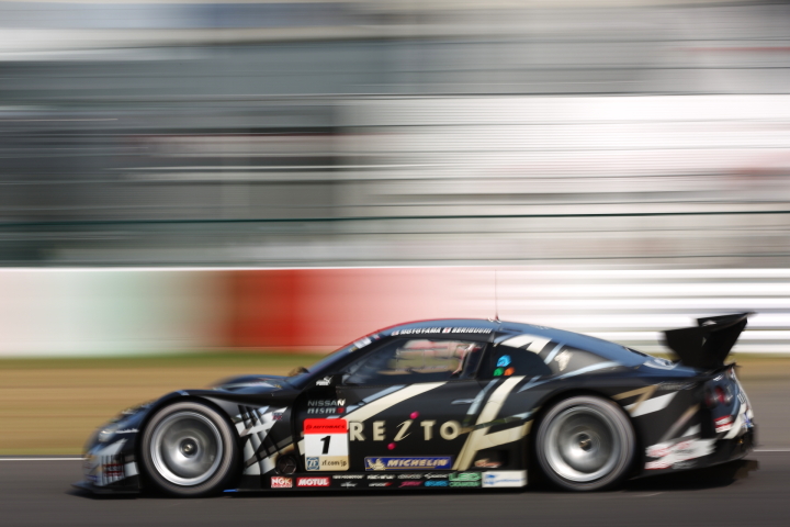 ノックアウト予選Q1: REITO MOLA GT-R （本山哲／関口雄飛組）