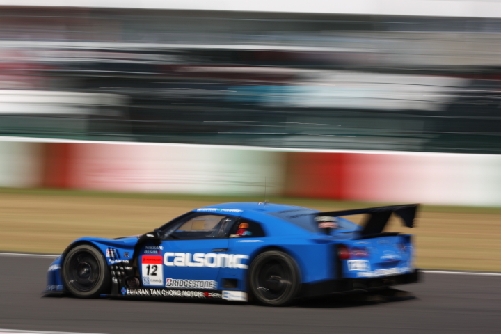 ノックアウト予選Q1: カルソニックIMPUL GT-R（松田次生／ジョアオ・パオロ・デ・オリベイラ組）