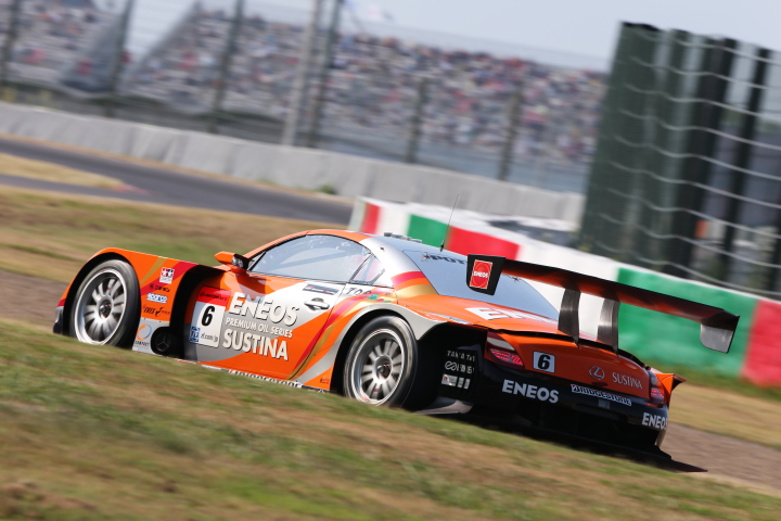 ノックアウト予選Q2: ENEOS SUSTINA SC430（大嶋和也／国本雄資組）