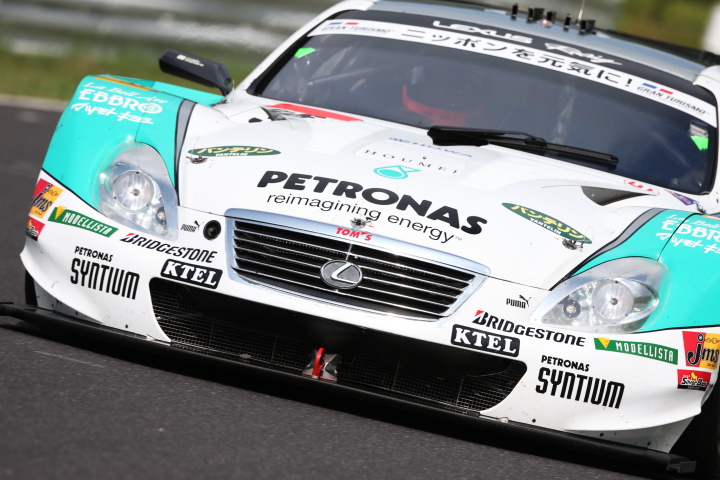 フリー走行: PETRONAS TOM'S SC430（中嶋一貴／ジェームス・ロシター組）