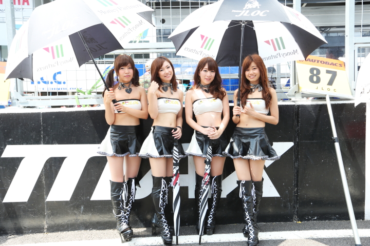 ピットウォーク: レースクイーン