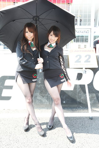 ピットウォーク: レースクイーン