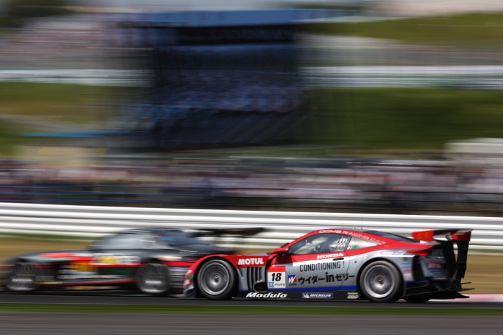 決勝レース: ウイダー モデューロ HSV-010（山本尚貴／フレデリック・マコヴィッキィ組）