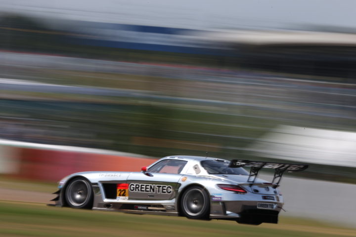 決勝レース: グリーンテック SLS AMG GT3（和田久／城内政樹組）