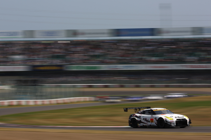 決勝レース: S Road NDDP GT-R（星野一樹／佐々木大樹／ルーカス・オルドネス組）