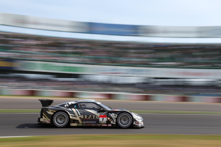 決勝レース: REITO MOLA GT-R （本山哲／関口雄飛組）